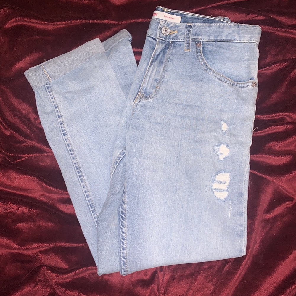 Levi’s Girlfriend Jeans